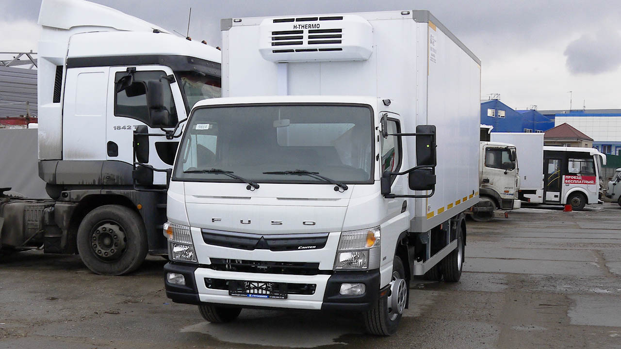 Фусо Кантер ТФ (евро5) c рефрижератором H-THERMO вид спереди